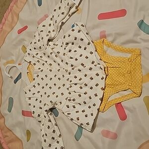 NWT 12m Carter's matching 2 piece set with short-sleeved ons-sie and cardigan